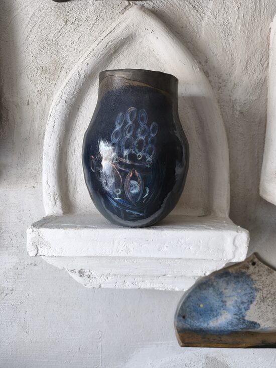 Vāze M izmērs- Hiromantija